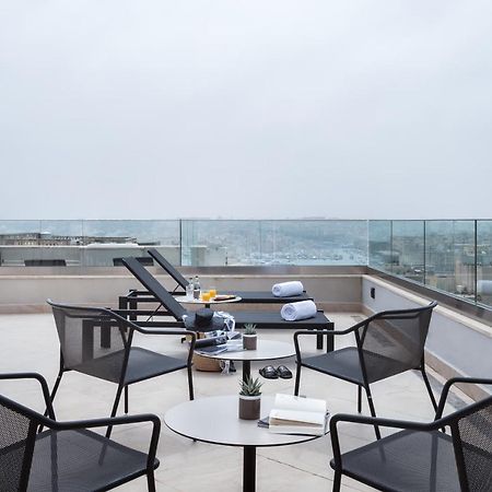 One One Two Hotell Valletta Eksteriør bilde