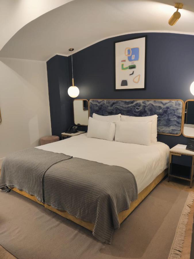 One One Two Hotell Valletta Eksteriør bilde
